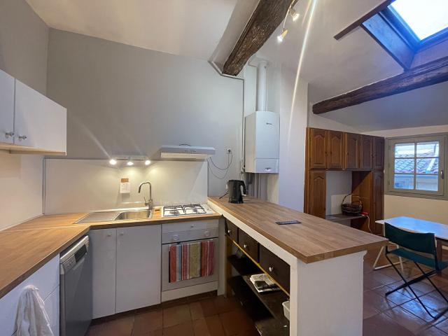 A LOEUR APPARTEMENT TYPE 2/3 65 M² CENTRE VILLE HISTORIQUE