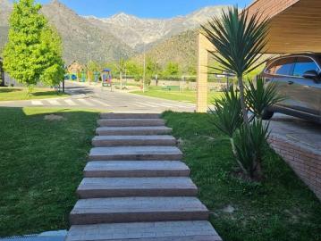 A los pies de la cordillera por quilín sur