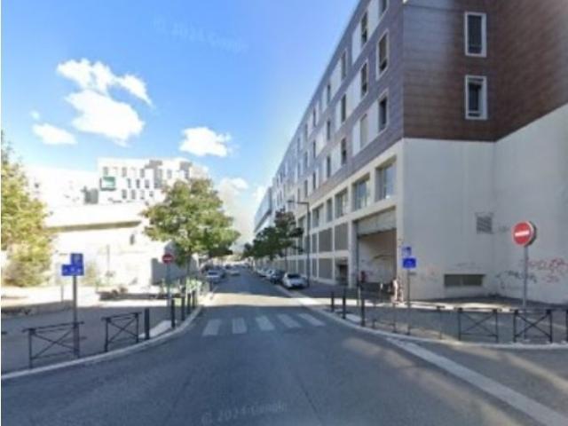 À louer – Magnifique studio meublé 1380€ – 67 Rue Peyssonnel, 13003 Marseille loyer tout inclus