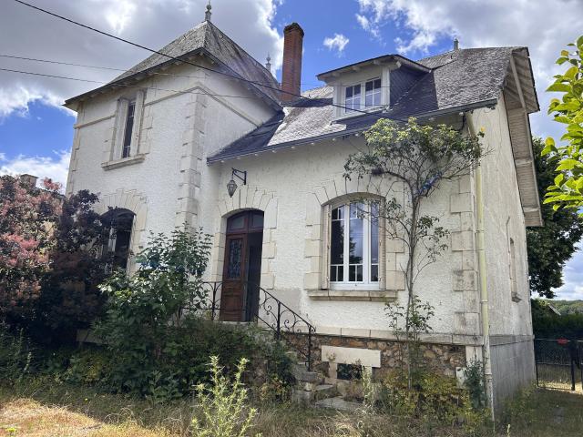 A LOUER Maison 6 pièces avec jardin et garage à Saint Gaultier