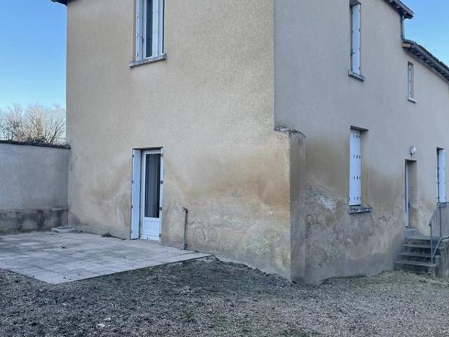 A LOUER Maison 84 m² 3 chbres