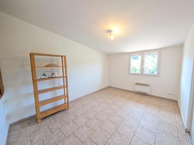 A louer Maison T3 avec terrasse et parking à St Victoret