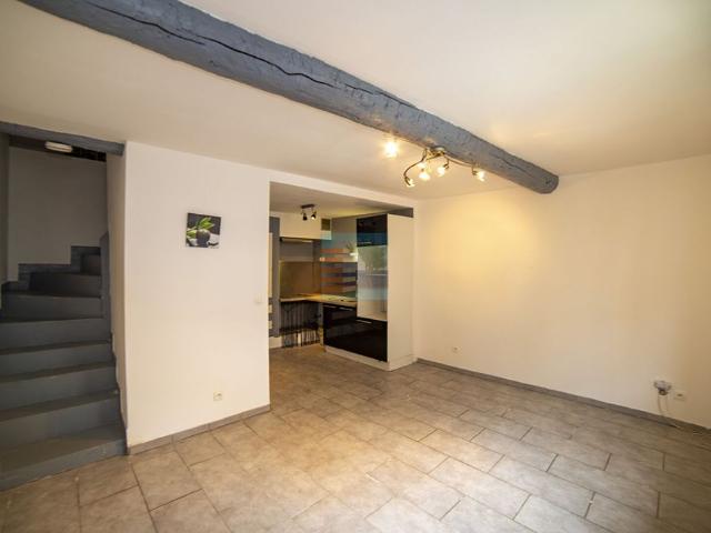 A LOUER MAISON T2 BIS CENTRE VILLAGE PORT LA NOUVELLE