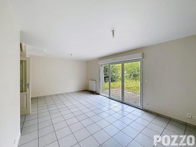 A LOUER: MAISON T4 85 m2 JARDIN GARAGE FLEURY SUR ORNE