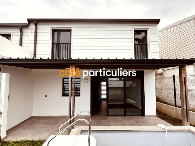 A LOUER MAISON T4 DE 84 M2 AVEC PISCINE GRAND BOIS