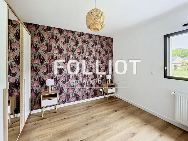 A louer: Maison T4 Meubl�e & Neuve � Foug�res R�f.2555CV