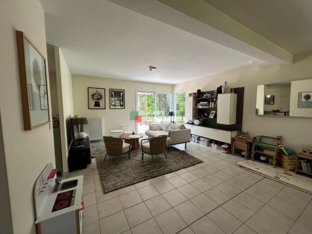 A LOUER MAISON T6