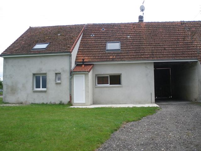A LOUER MAISON A BANNES