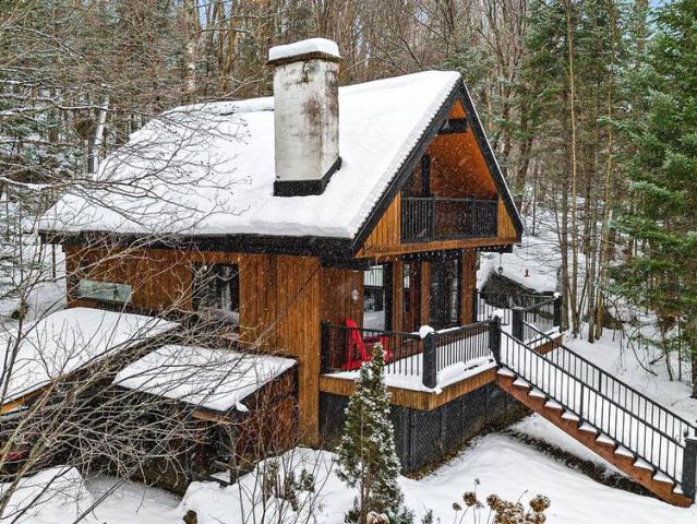 À louer / Maison à étages