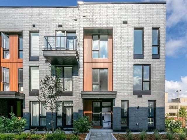 À louer / Maison à étages