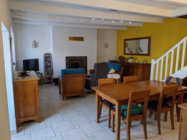 À louer – Maison ancienne à Hennebont, quartier calme et recherché