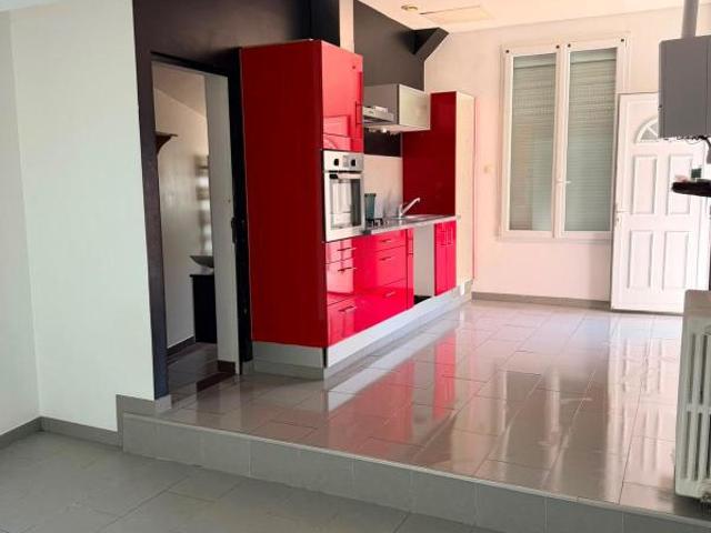 A LOUER MAISON ANGERS DOUTRE