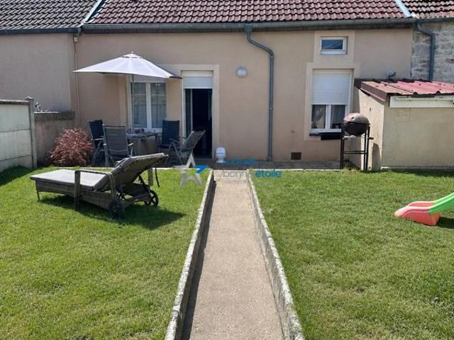 À louer Maison familiale de 127 m² avec jardin Biesles 5234