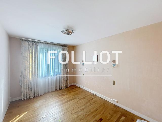 A LOUER Maison La Haye Pesnel 6 pièce s environ 190 m²
