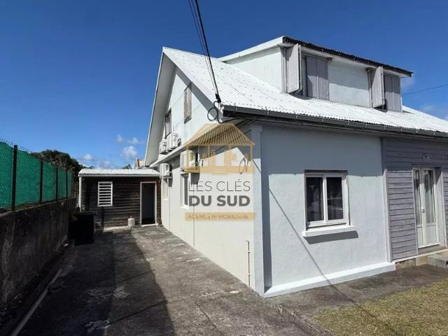 À LOUER – MAISON MEUBLÉE DE TYPE T4 DE 115 M² ENVIRON – SAINT JOSEPH 1 140€