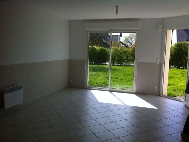 A LOUER MAISON SAINT PLANCHERS 5 Pi�ces