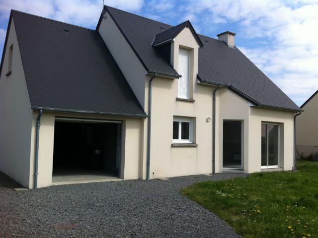 A LOUER MAISON SAINT PLANCHERS 5 Pièces