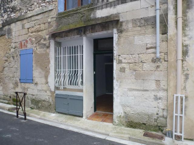 A LOUER MONTEUX STUDIO