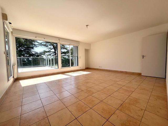 A LOUER NANTES JARDIN DES PLANTES Appartement 2 piï¿½ces NON MEUBLE de 56.05 mï¿½