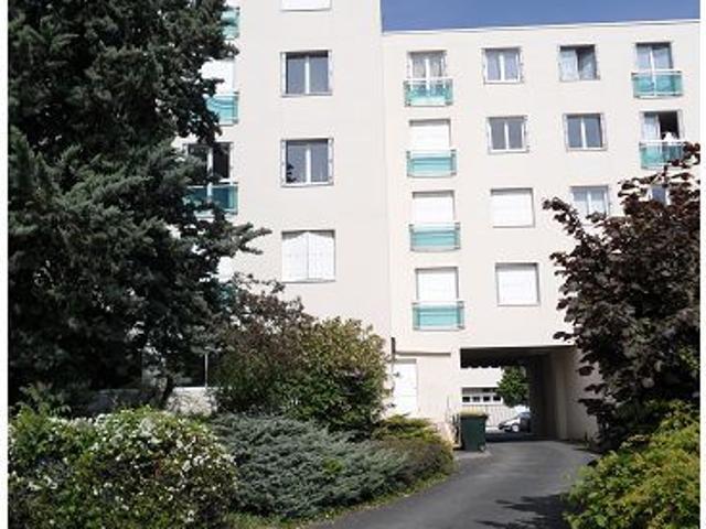 A LOUER Avenue de Dun T1 de 30m² avec parking