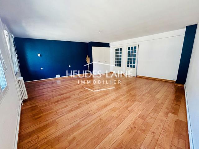 A LOUER: AVRANCHES APPARTEMENT F.3 NON MEUBLE