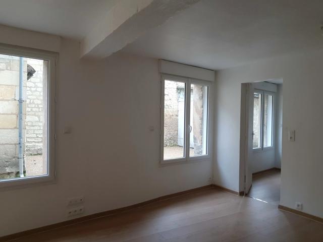 A louer à LOUDUN appartement T2 centre ville