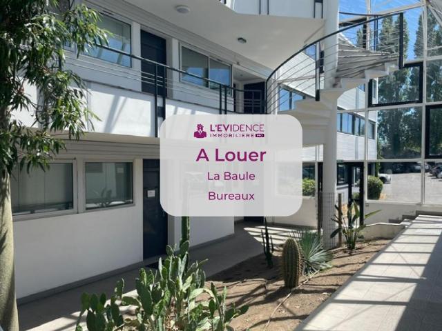 A louer à La Baule, bureaux de 70m2 environ en emplacement n°1