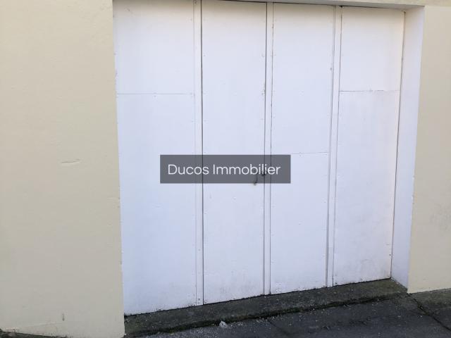 A louer à Marmande garage en accès libre