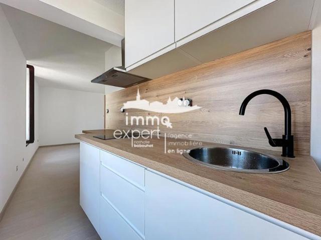 À louer à Mirecourt Appartement F2 rénové au centre ville