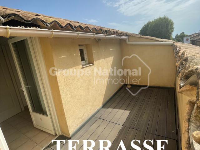 A LOUER à PIOLENC Appartement T3 de 48m2 terrasse, cellier