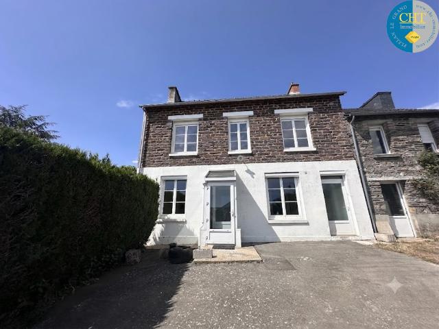 A LOUER à VAL D'ANAST Maison T5 entièrement rénovée