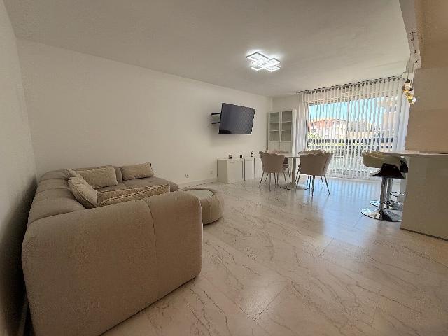 A LOUER AIX EN PROVENCE T3 MEUBLE AVEC TERRASSE PROCHE ROTONDE 62.28M²