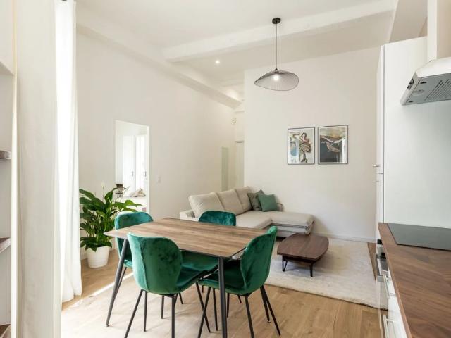 A Louer Appartement Marseille 13002 Vieux Port / Hotel de Ville / Le Panier Type 2 rmeublé rénové à neuf
