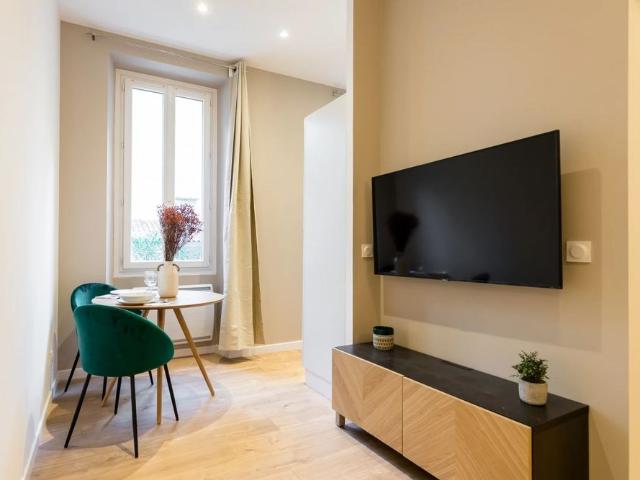 A Louer Appartement Marseille 13006 / Lodi Type 2 Rénové