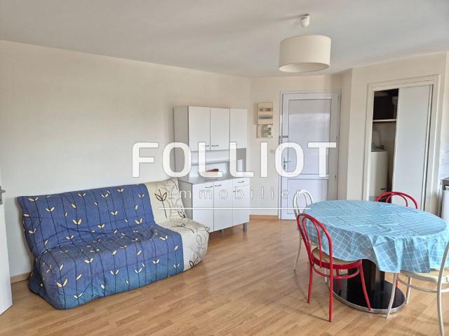 A LOUER Appartement meubl� 50000 Saint L� proximit� GROUPE FIM/IUT 1 chambre 41 m�