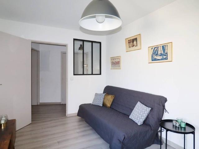 A louer appartement meublé 3 pièces situé entre Baille et Castellane 13006 Marseille