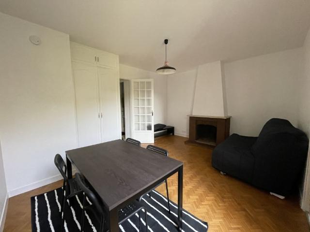 A LOUER APPARTEMENT MEUBLÉ DE TYPE 1 BIS
