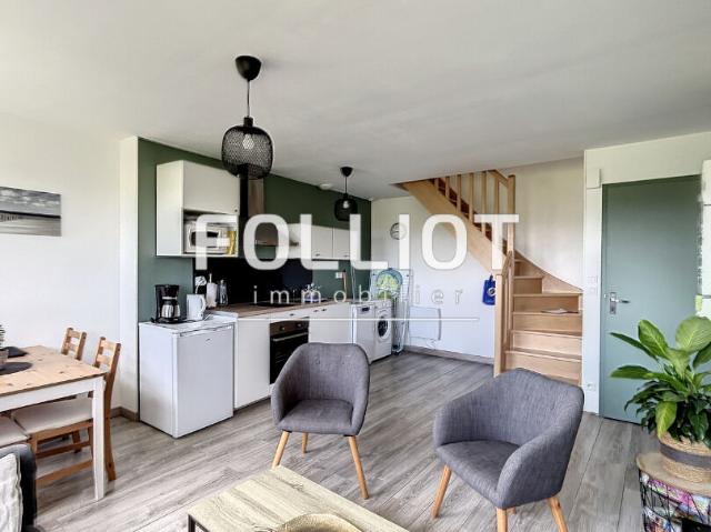 A LOUER Appartement meublé en duplex bail étudiant 9 mois ou à l'année Donville les Bains
