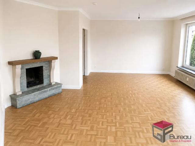 à louer Appartement Anderlecht rue démosthène