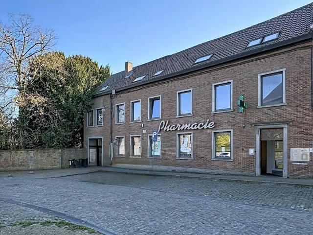 à louer Appartement Arquennes Grand Place de Feluy