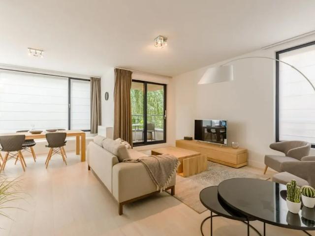 à louer Appartement Bruxelles Rue Defacqz