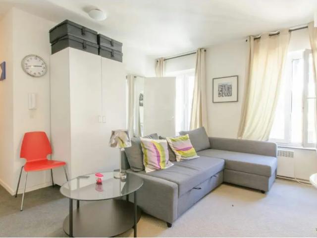 à louer Appartement Bruxelles Rue Saint Michel