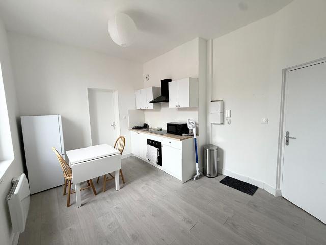 A Louer Appartement Calais Meublé T2 30.97 m2