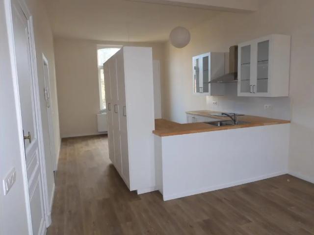 à louer Appartement Châtelet