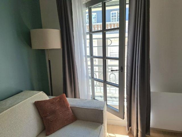 À LOUER – APPARTEMENT DUPLEX TYPE 2 AU CENTRE DE TOURS • Réf. GI BR G0521