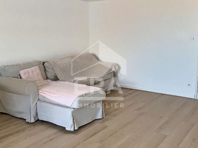 A louer appartement de type 3 à Marseille 13008 Quartier LE ROUET