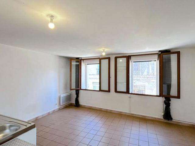 A LOUER APPARTEMENT DE TYPE 1 SAINT SAVIN CENTRE