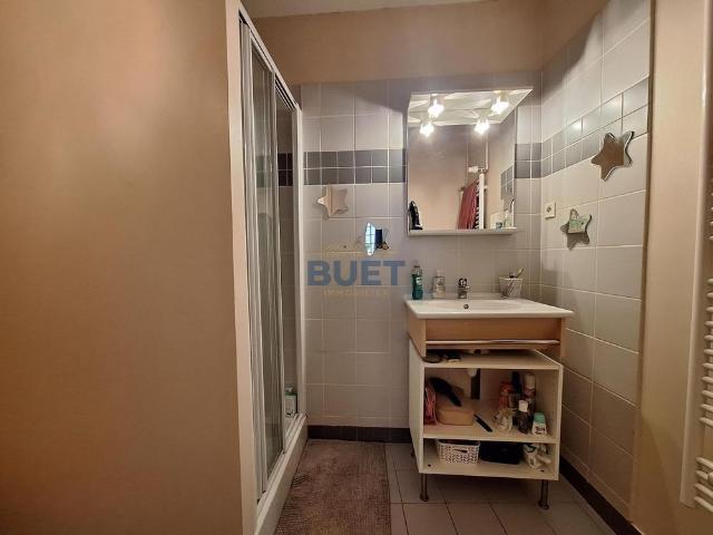 A LOUER appartement de type 2 situé au sein de.