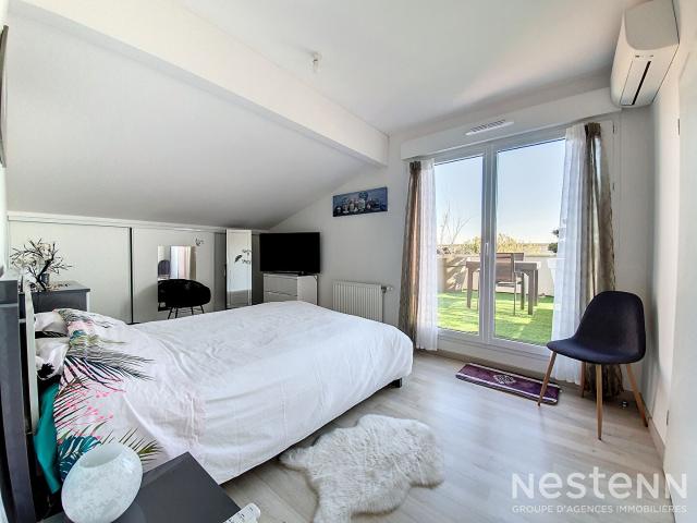 A louer appartement de 120m² avec terrasse de 110m² au centre ville de Castanet Tolosan