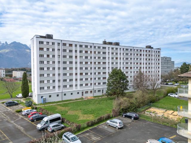 À louer appartement de 3 pièces au 7ème étage